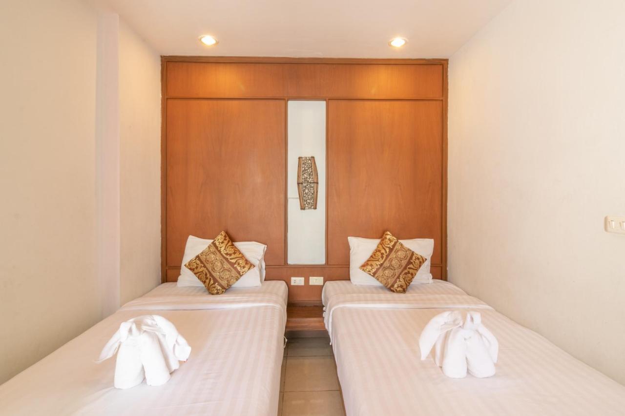 Lotus Hotel Patong Exterior foto