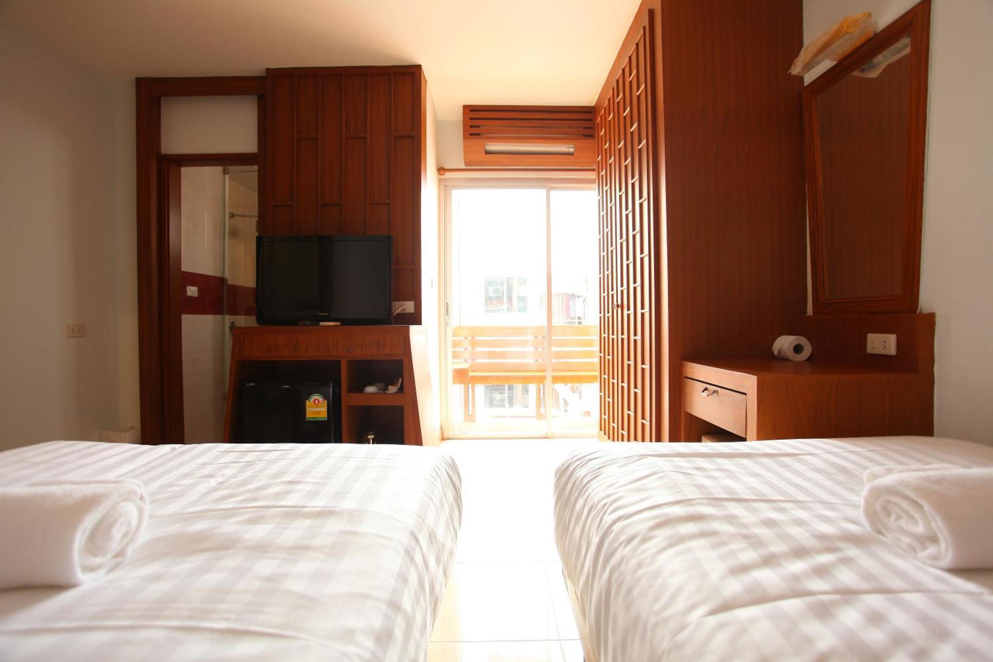 Lotus Hotel Patong Quarto foto